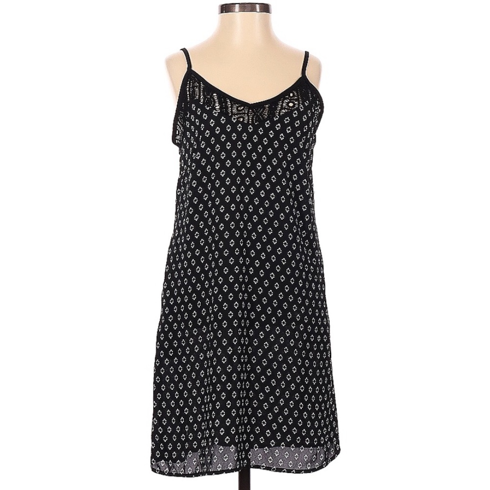 Xhilaration black and white dress